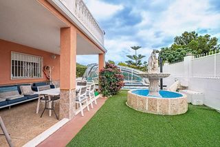 Casa en Varadero. Chalet la nucia