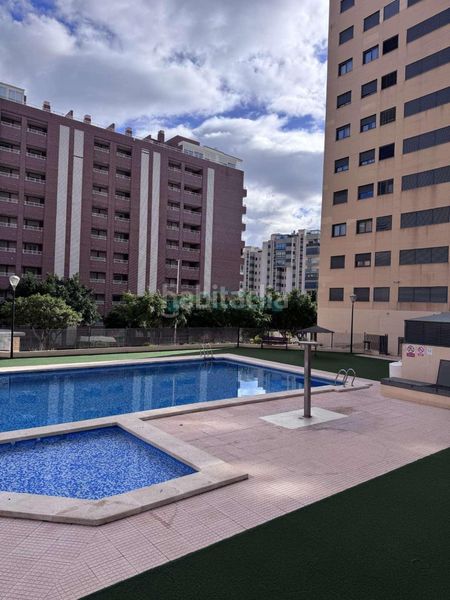 Foto 14ce4f8e-8e7a-4613-9764-0517a79a2207. Pis amb calefacció aparcament piscina a Bulevar-Puerta Mítica Vila Joiosa (la)