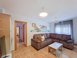 Etagenwohnung in Vilamarxant. Piso reformado de 3 habitaciones en vilamarxant