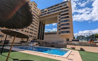 Appartement à Bulevar-Puerta Mítica. Precioso piso a la venta en la cala de finestrat!! con piscina,