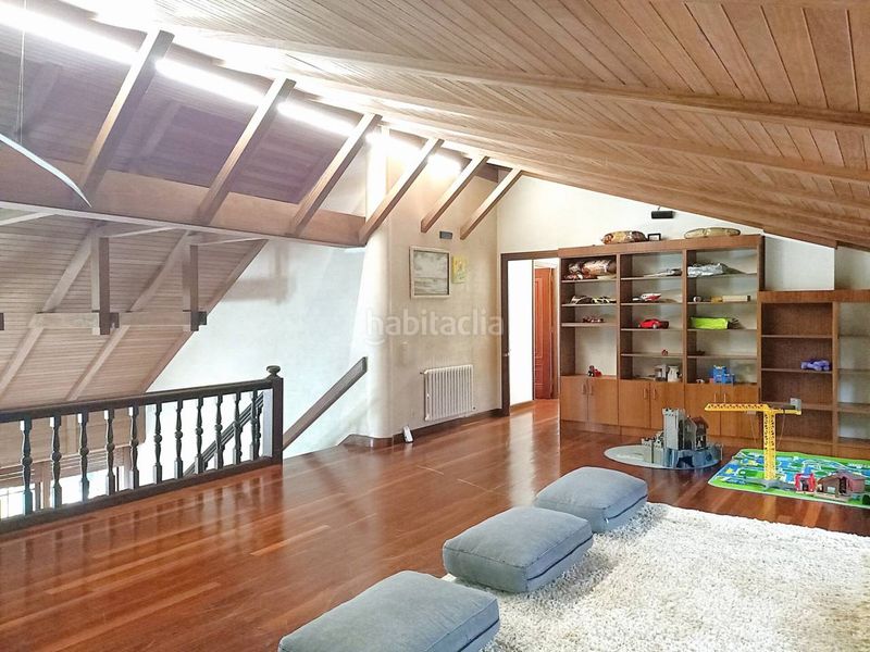 Foto 5089c54a-f0fd-4c0d-84c1-02cb6a87521c. Casa amb piscina a Dorneda Oleiros