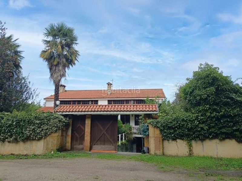 Foto a89e188a-dbd0-4294-9a4d-558ea011f695. Casa amb piscina a Dorneda Oleiros