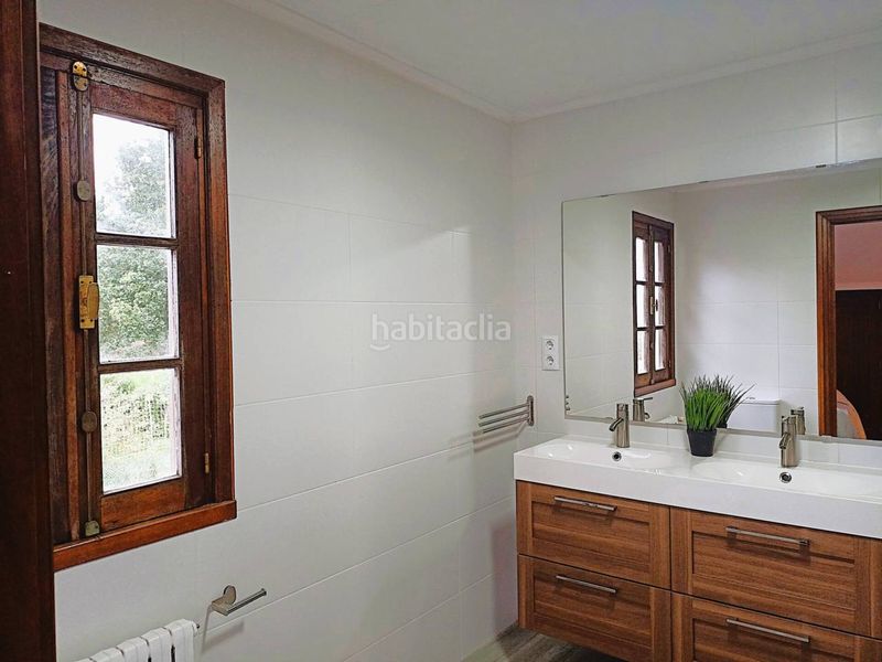 Foto af0990d4-1074-43e4-8f86-e904ddf41f7d. Casa amb piscina a Dorneda Oleiros