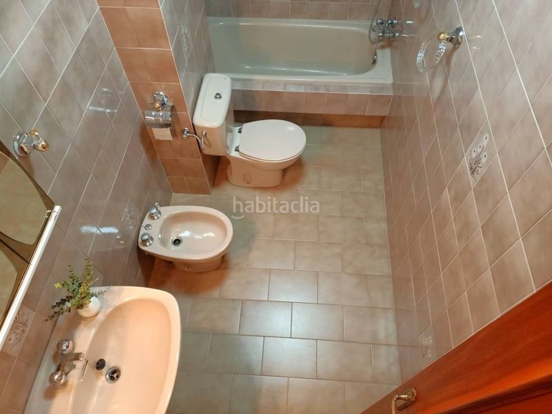 Foto 21174d6e-b03b-46fa-a9ef-a1b93b577ea1. Pis a Sada