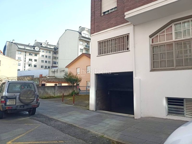 Foto 8d94c3a1-350e-4d5f-afab-bcd40cd03dd9. Aparcament cotxe a Cambre