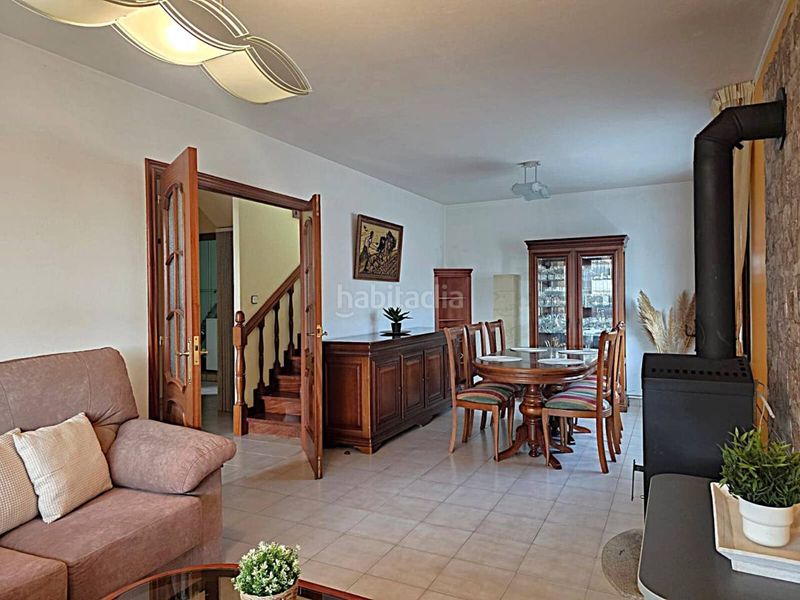 Foto 151649f4-aaf8-4780-b87e-f4e477232d8a. Casa amb calefacció a Sada