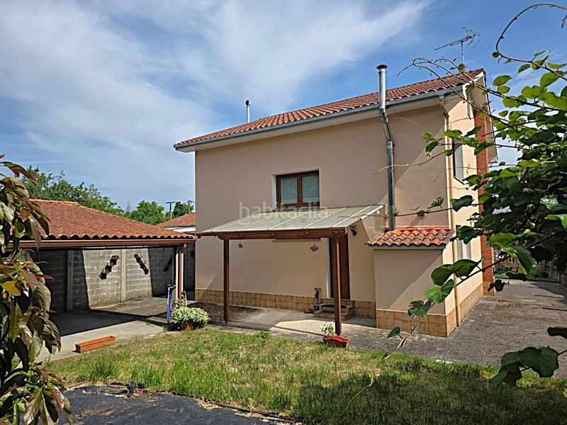 Foto 1b4f383f-3b80-4ddc-bd75-6f8d13e7bdb6. Casa amb calefacció a Sada