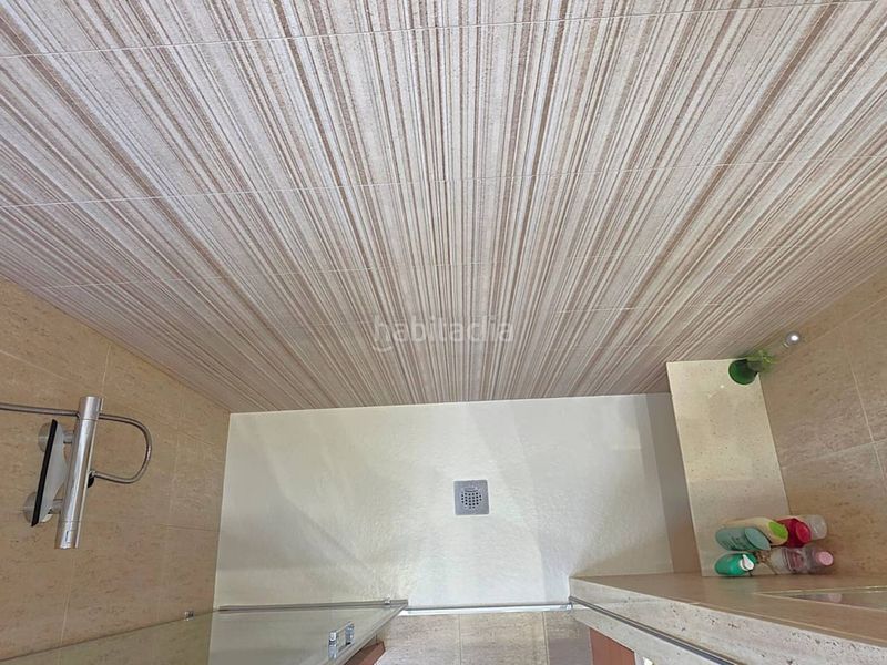 Foto f7631bfa-4489-49b9-a700-ace284eb49b1. Casa aparellada amb calefacció aparcament a Sada