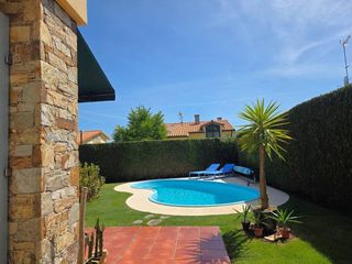 Maison jumelée  Calle carta. Chalet pareado en sada con piscina