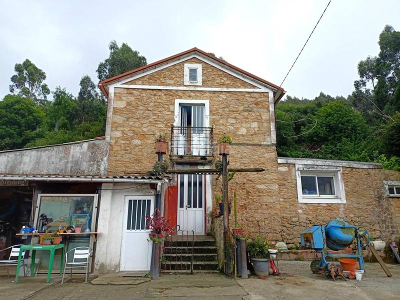 Foto df84d9cc-cb9a-4845-8165-019b298f7276. Maison dans Área Rural Ferrol