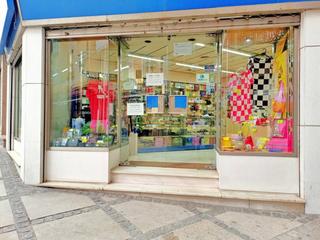 Local commercial  Humor. Local en venta en plaza del humor