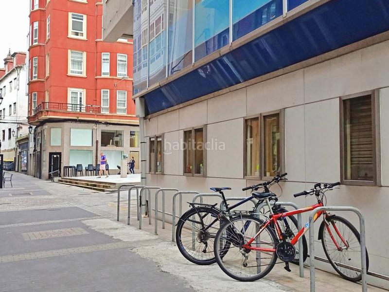 Foto 6248b93b-dbd6-4a22-a6f1-97478a5eda73. Locale commerciale in Ciudad Vieja Coruña (A)