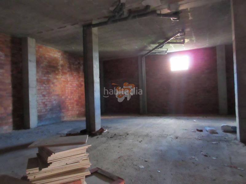 Foto 927066ac-7ad8-4b8b-ba0c-1abe8d9a9fa5. Local comercial a Caranza Ferrol