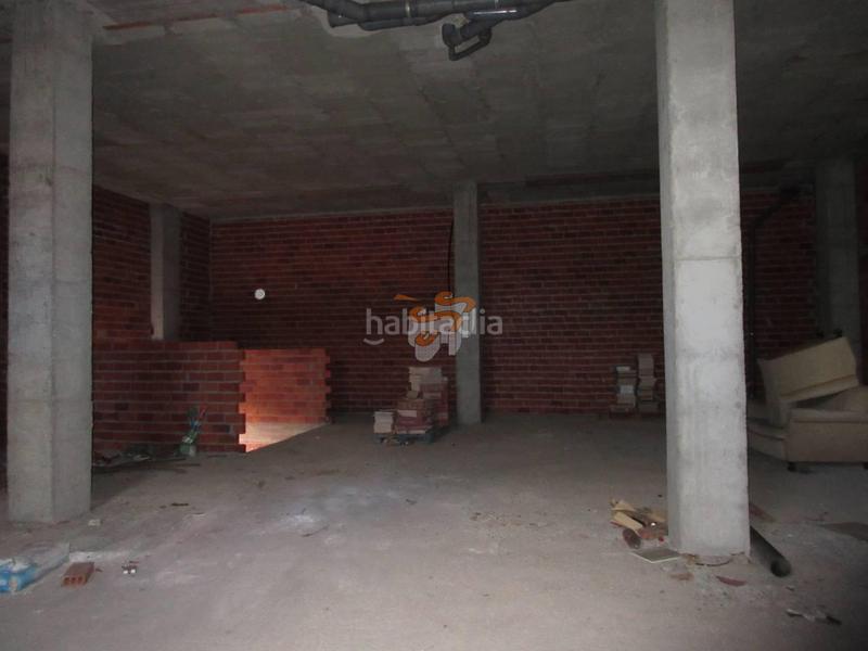 Foto ceeb2faf-bcbf-4bed-abe8-946d6da7fe29. Local comercial a Caranza Ferrol