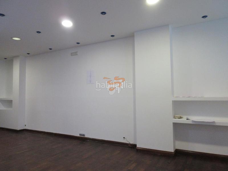 Foto f85bbff1-e1cc-4ea3-8911-4e9706a64eec. Lloguer local comercial a Centro Ferrol