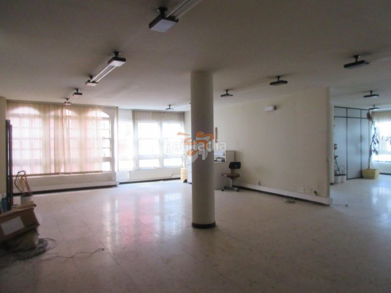 Foto 6dae80c4-aa89-4aed-8b2c-4c8f24bf3280. Büro mit heizung in Centro Ferrol