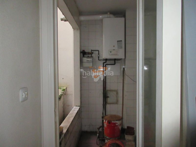 Foto e0aab640-20e8-492f-a0ae-a0913d8a2f88. Oficina amb calefacció a Centro Ferrol