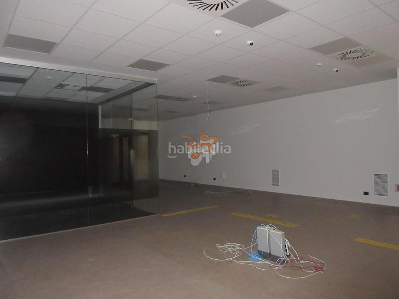 Foto 06ba4a03-a5f1-4d4d-b887-b835442b55c2. Lloguer local comercial a A Malata - Catabois - Ciudad Jardín Ferrol