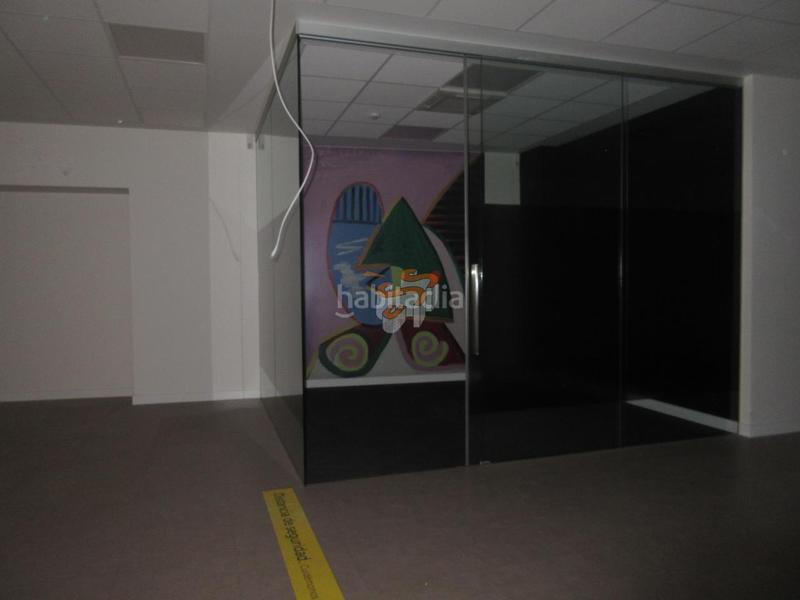 Foto af2143d5-9cc6-44c5-bfc7-be2211aa02b4. Lloguer local comercial a A Malata - Catabois - Ciudad Jardín Ferrol