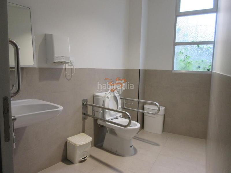 Foto f56b18b4-dc42-418a-8c90-63191e23540d. Affitto locale commerciale in A Malata - Catabois - Ciudad Jardín Ferrol