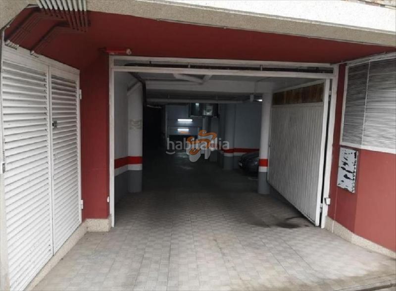 Foto ab95e135-63e3-47e5-89f2-9954a23e51ea. Motorcycle parking in A Malata - Catabois - Ciudad Jardín Ferrol