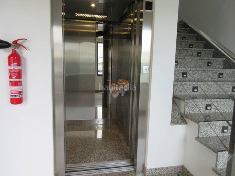 Foto a75afbec-560e-458f-b280-007840ebfa5a. Location bureau avec parking dans San Mateo - Castro - O Val Narón