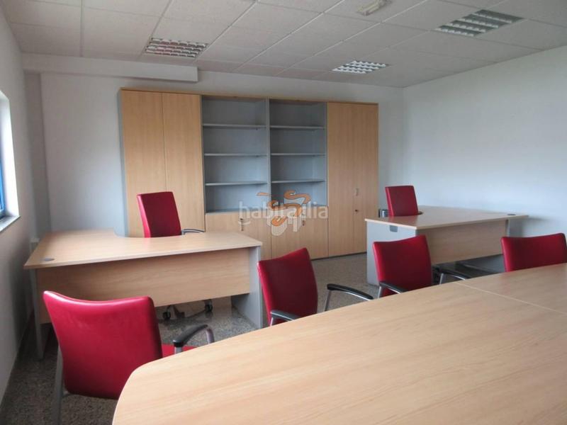 Foto b0514453-9942-4f64-b011-46fc985d2fdf. Location bureau avec parking dans San Mateo - Castro - O Val Narón