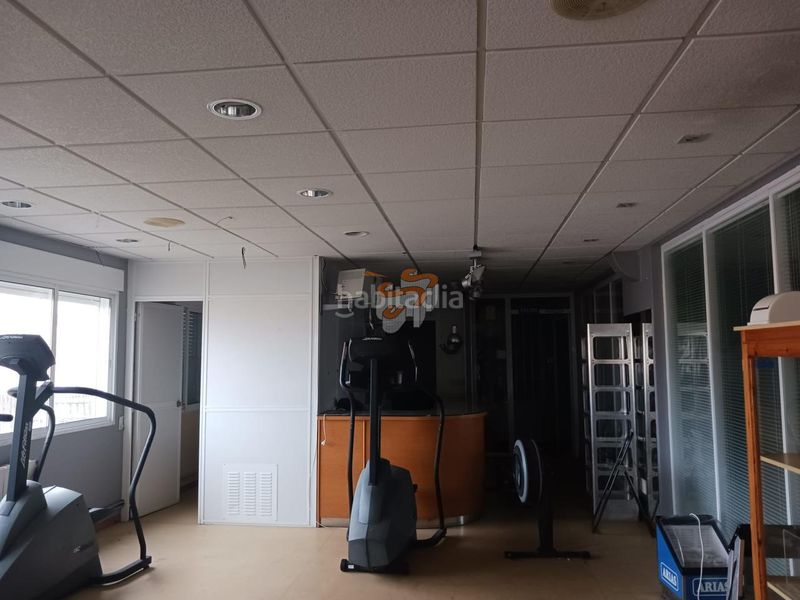 Foto e0bab369-bc85-48c9-a254-bd1c123d20a5. Locale commerciale in Caranza Ferrol