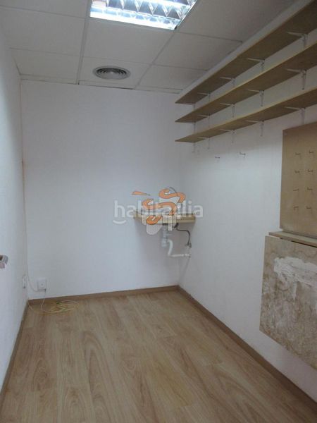 Foto bc9477f6-5dc0-4ded-a897-cbebebb004b3. Local comercial a Caranza Ferrol