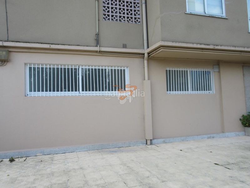 Foto ed37fea6-987d-40de-b4fa-947f19b5fe0b. Local comercial a Caranza Ferrol