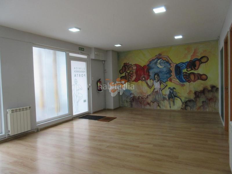 Foto 1a2c39e9-4f6a-4b86-a2f6-4a1830c8bf46. Locale commerciale in Caranza Ferrol