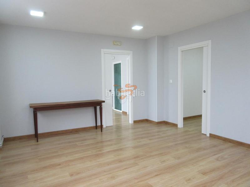 Foto c82c65c9-36c4-4086-be47-f62db6722d39. Locale commerciale in Caranza Ferrol