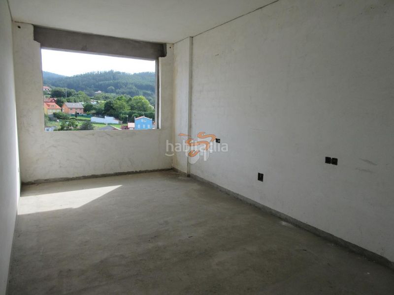 Foto f0fe80b1-eb93-40fb-b7bf-06887a51704e. Edificio in Cedeira