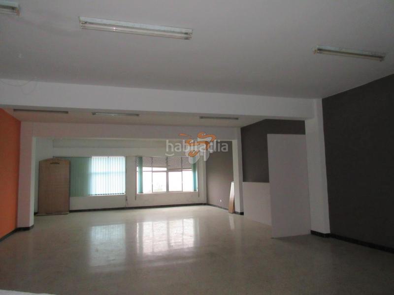 Foto 3ff0ca26-9e40-4fed-9f22-fe425a443107. Local comercial a Fene