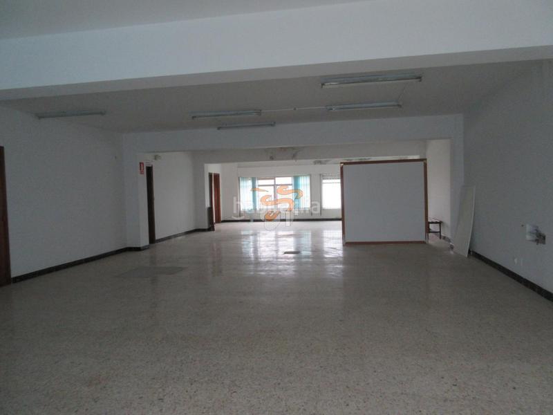 Foto eff0d9ad-1edb-4b1d-a182-49527f548b42. Piso en Fene