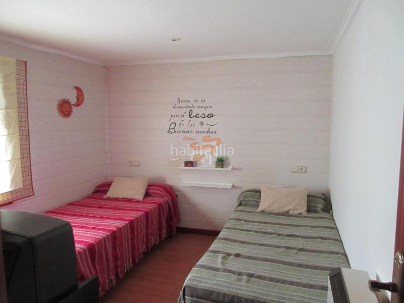 Foto e5d2534e-fde8-4fa0-8a06-b49a47d3a3bd. Haus mit heizung parking in Valdoviño