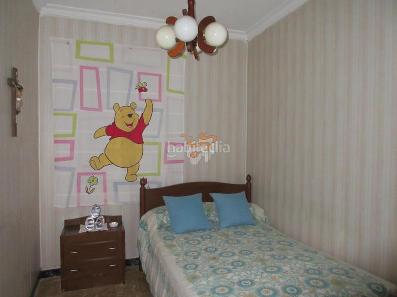 Foto 2f3d1c73-573b-49e4-b946-ac37d4cc3d01. Casa adosada en A Malata - Catabois - Ciudad Jardín Ferrol