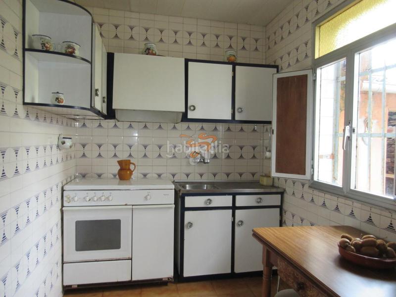 Foto 934dae98-53cc-4d72-9a0d-961b52115c90. Casa adosada en A Malata - Catabois - Ciudad Jardín Ferrol