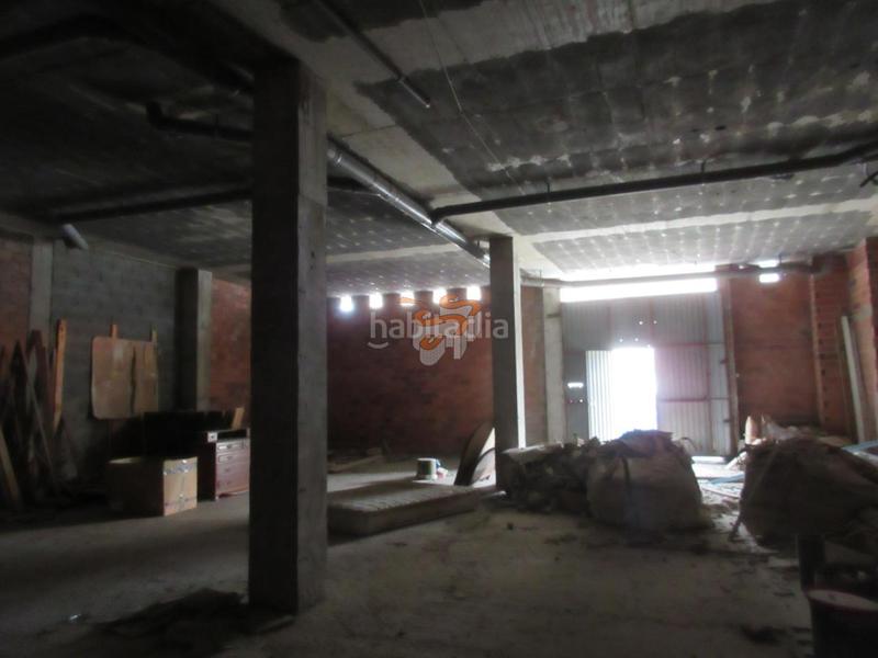 Foto 841f77a6-1d8a-40c2-9e39-ba3a11c713e2. Alquiler local comercial en Alto del Castaño Narón