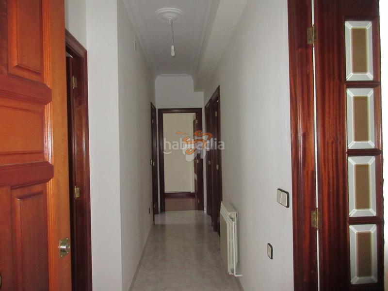 Foto 4bb0e693-efcf-475c-ac0b-cef93222094a. Edificio en Fene