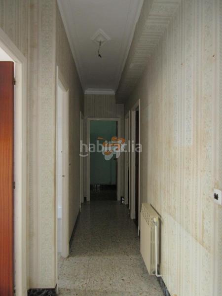 Foto 84f3f96c-8859-42f0-b98a-70fbab166640. Edificio en Fene
