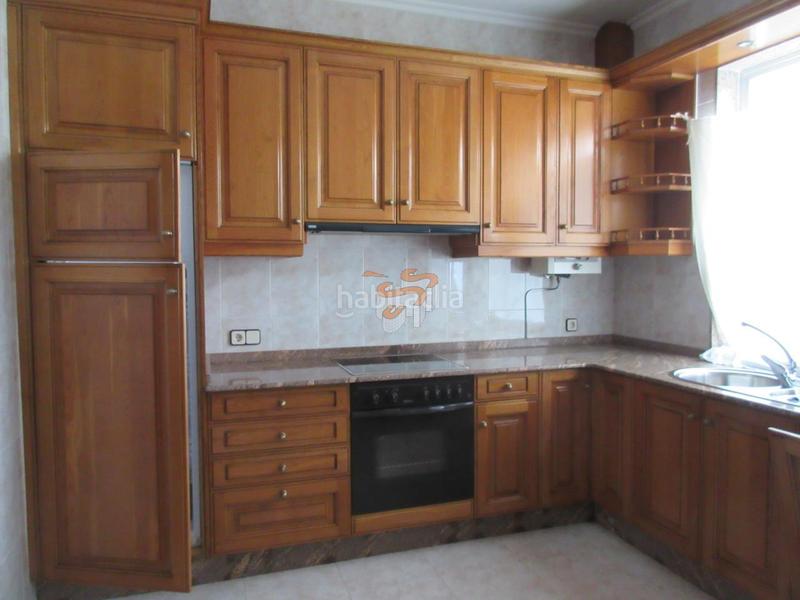 Foto 8ac3f60a-7be6-48f1-94a5-9a3ce6b94205. Edificio en Fene