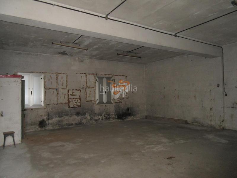 Foto d5d373aa-ed97-412a-aa40-1c0e34bfbb11. Edificio en Fene