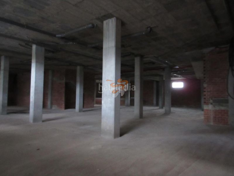 Foto fbebb037-a64f-4f5a-8015-66261ac13b64. Local comercial en A Gándara Narón