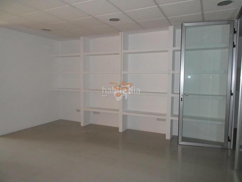 Foto 104d319e-5f59-4f2e-a834-ee1a7e1eac9e. Local comercial en Fene