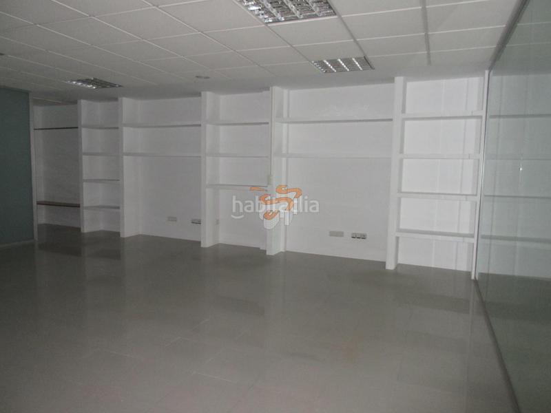 Foto 89c551a6-f323-4161-b5d4-3a9cff635ba3. Local commercial dans Fene