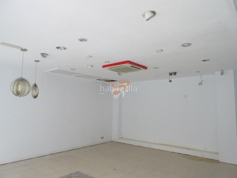 Foto 3c26bd1a-5365-42c8-b74c-5d0d18aefc5a. Local comercial a Centro Ferrol
