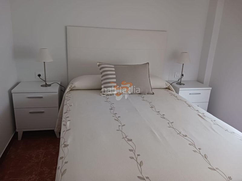Foto e28a44dd-634c-4f22-904c-279fed25d0b5. Apartament amb calefacció a Caranza Ferrol