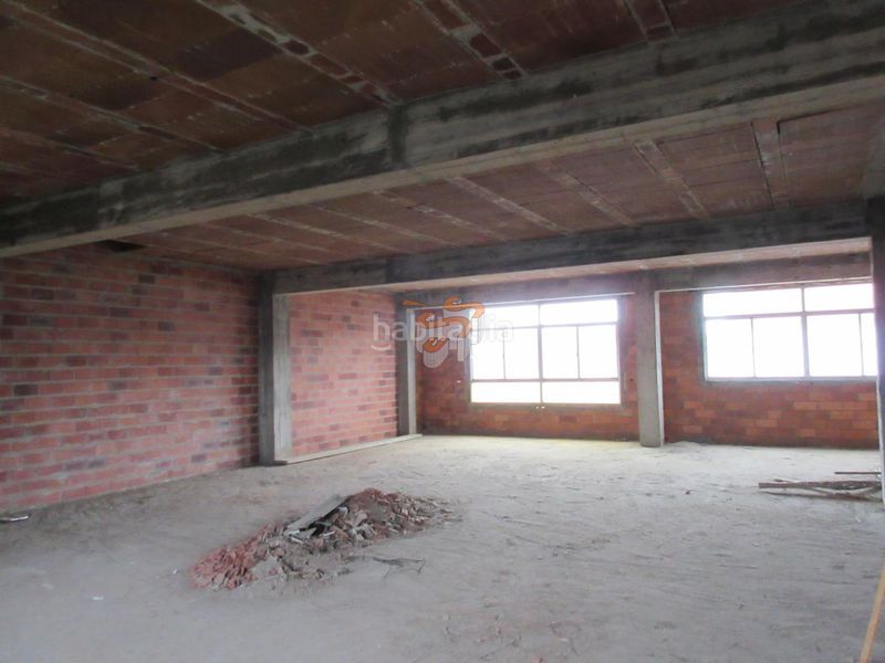 Foto ac808d6a-c249-43b9-a947-90284e1ab232. Edificio en A Gándara Narón
