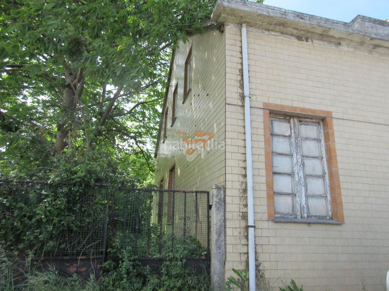 Foto 13a42129-5dee-4459-a91a-643f08427bf9. Casa amb aparcament a A Malata - Catabois - Ciudad Jardín Ferrol